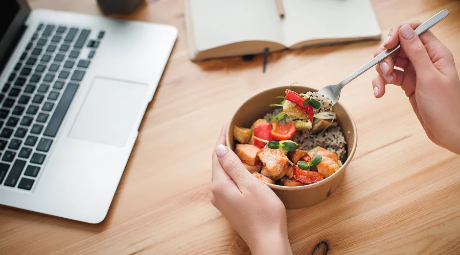 چرا باید رژیم لاغری آنلاین داشته باشیم