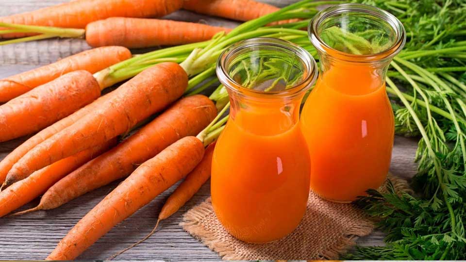 نحوه خوردن آب‌هویج برای لاغری