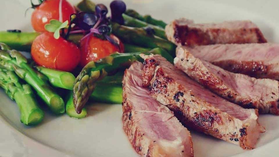 چرا استپ وزنی در رژیم کتوژینک اتفاق می‌افتد؟